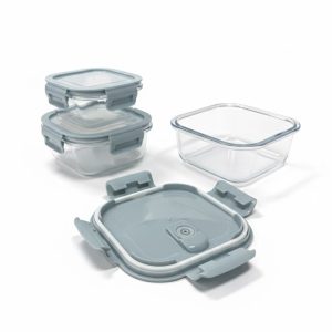 Square tupperware with clear lid - Image 1