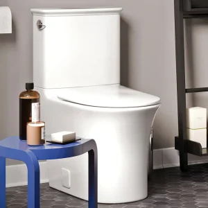 One-piece toilet with elongated bowl - Image 4